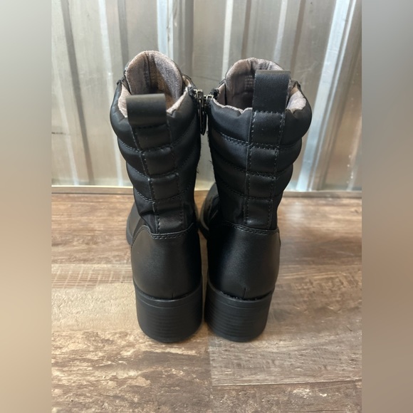 NWOT Adrienne Vittadini Women's Davide Bootie - Picture 2 of 5